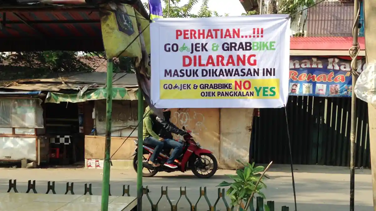 Mau Di-sweeping Ojek Pangkalan, Ahok Bilang Dukung Ojek Berbasis Aplikasi