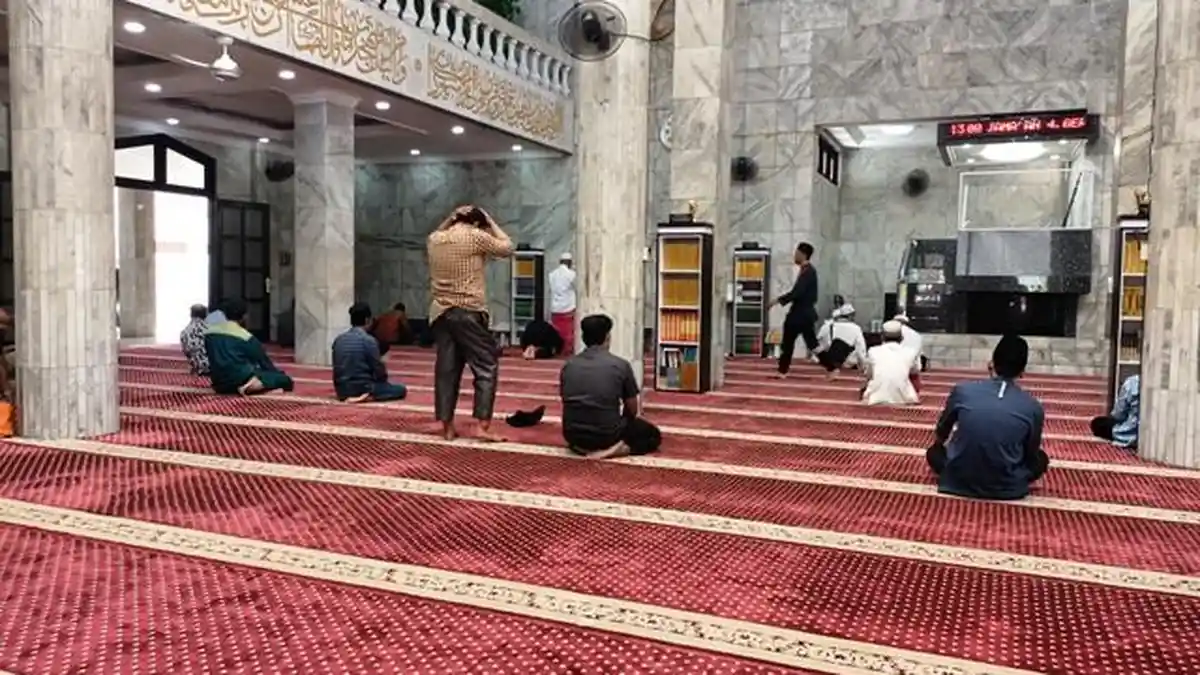 Berwisata Religi Ke Masjid Nurdin Hasanah Jambi