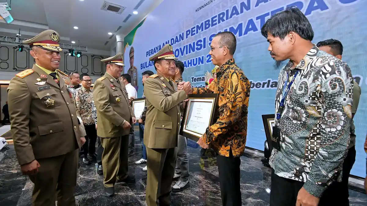 Pj Gubernur Sumut Imbau Budaya K3 Diterapkan di Seluruh Sektor: Harus Terwujud Setiap Tempat Kerja