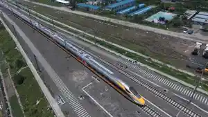 20230814_Kereta-cepat-Jakarta-Bandung_-Jokowi-Beri-Subsidi-Tiket-KCJB.jpg