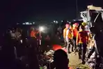 BREAKING NEWS: Satu Korban Kecelakaan Bus Po Zentrum di Tol Brebes Terjepit di Badan Bus 