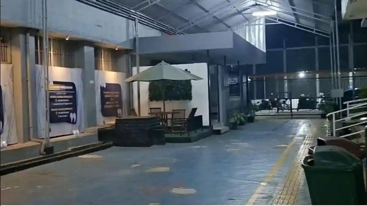 Video Diduga Pesta di Rutan Depok Viral, Ada Asap Putih dari Botol ...