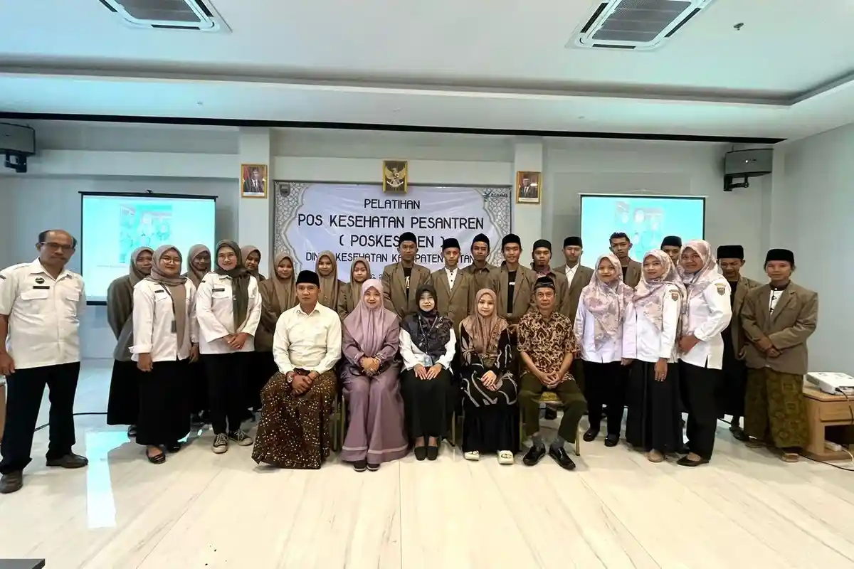 Bentuk Kader Kesehatan di Ponpes, Dinkes Batang Gelar Pelatihan Poskestren