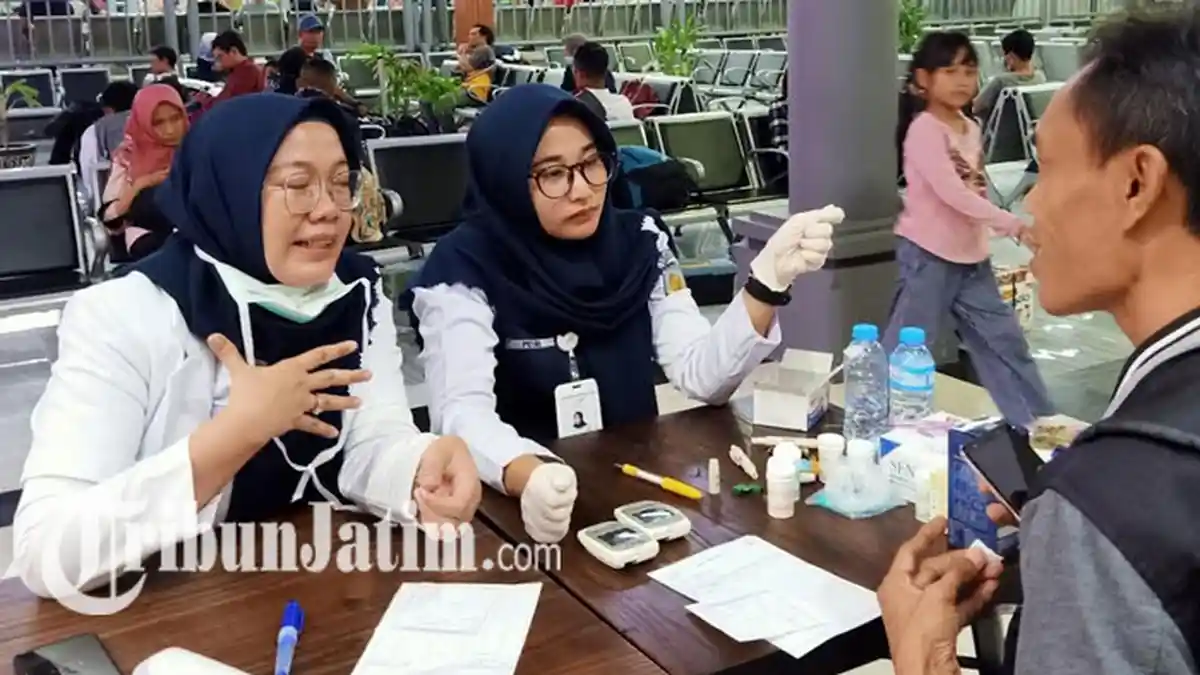 7 Cara Mudah Cegah Penyebaran Virus Corona ala Dokter Unit KAI Daop 8 Surabaya, Simak Penjelasannya!
