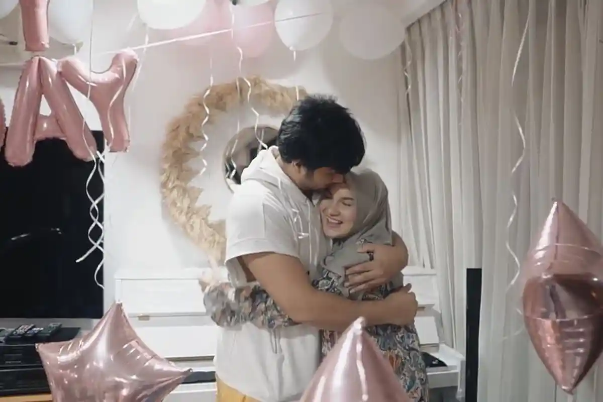 Ammar Zoni Narkoba Lagi, Ini Pekerjaan Irish Bella yang Sudah Tak Main Sinetron