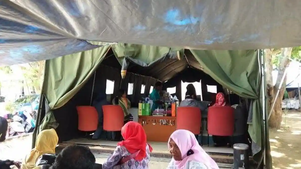 Universitas Terbuka Palu Sudah 5 Bulan Beroperasi di Tenda Darurat