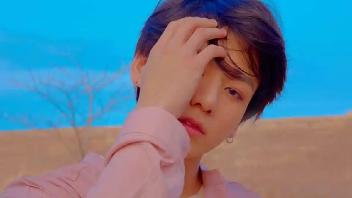 Ini Loh 6 Tranformasi Jungkook BTS, Mulai Dari Cute Baby Hingga Super Daddy. Suka yang Mana?