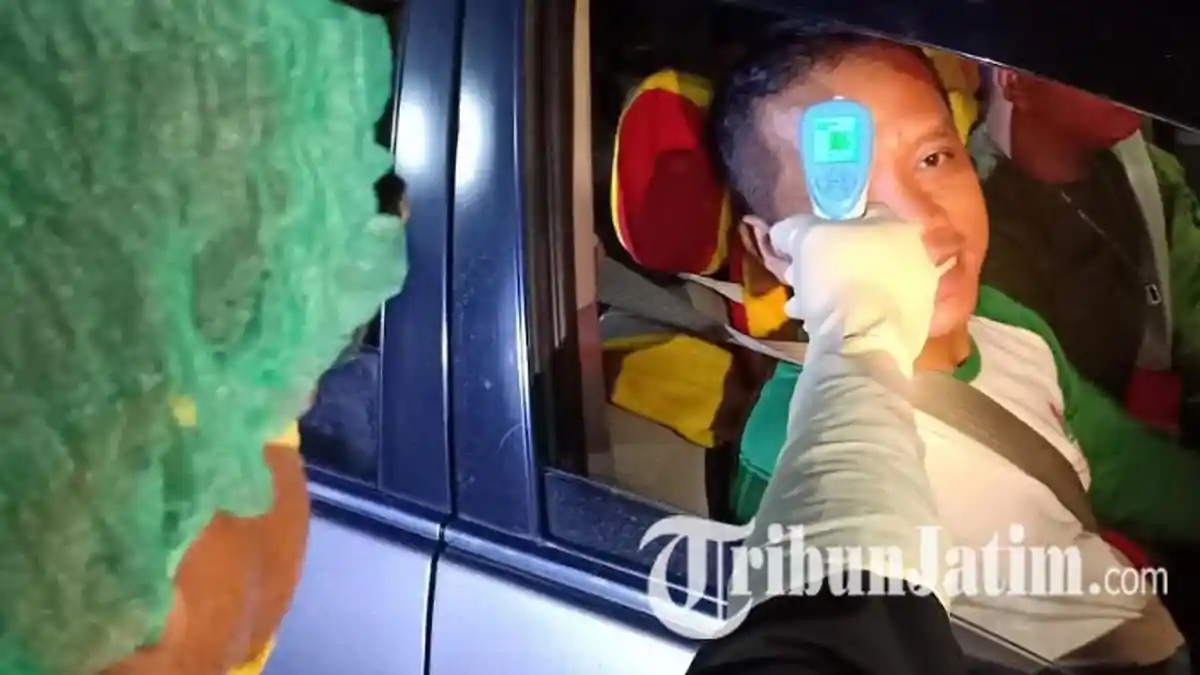 Satu Warga Madiun Positif Corona, Tiap Pendatang Lewat Tol Diperiksa Suhu Tubuh, Identitasnya Didata