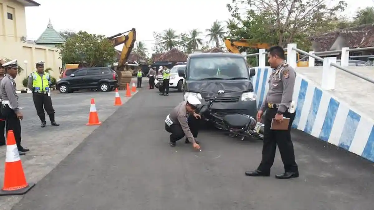 Polres Gunungkidul Gencarkan Sosialisasi Keselamatan Berkendara pada Pelajar