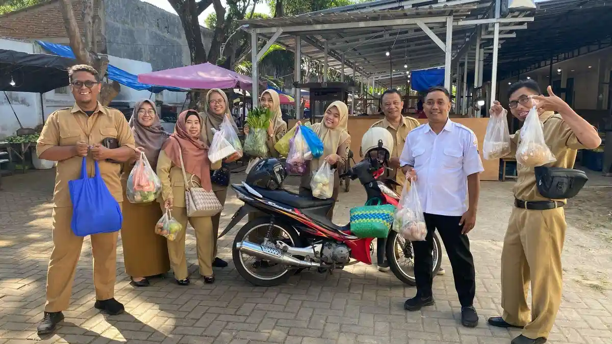 Pembeli Sudah Banyak Belanja di Area Relokasi Pasar Banyuwangi