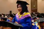 Wabup Sidoarjo Mimik Idayana Tuntaskan Studi di Unitomo, Bawa Bekal Baru untuk Benahi Birokrasi