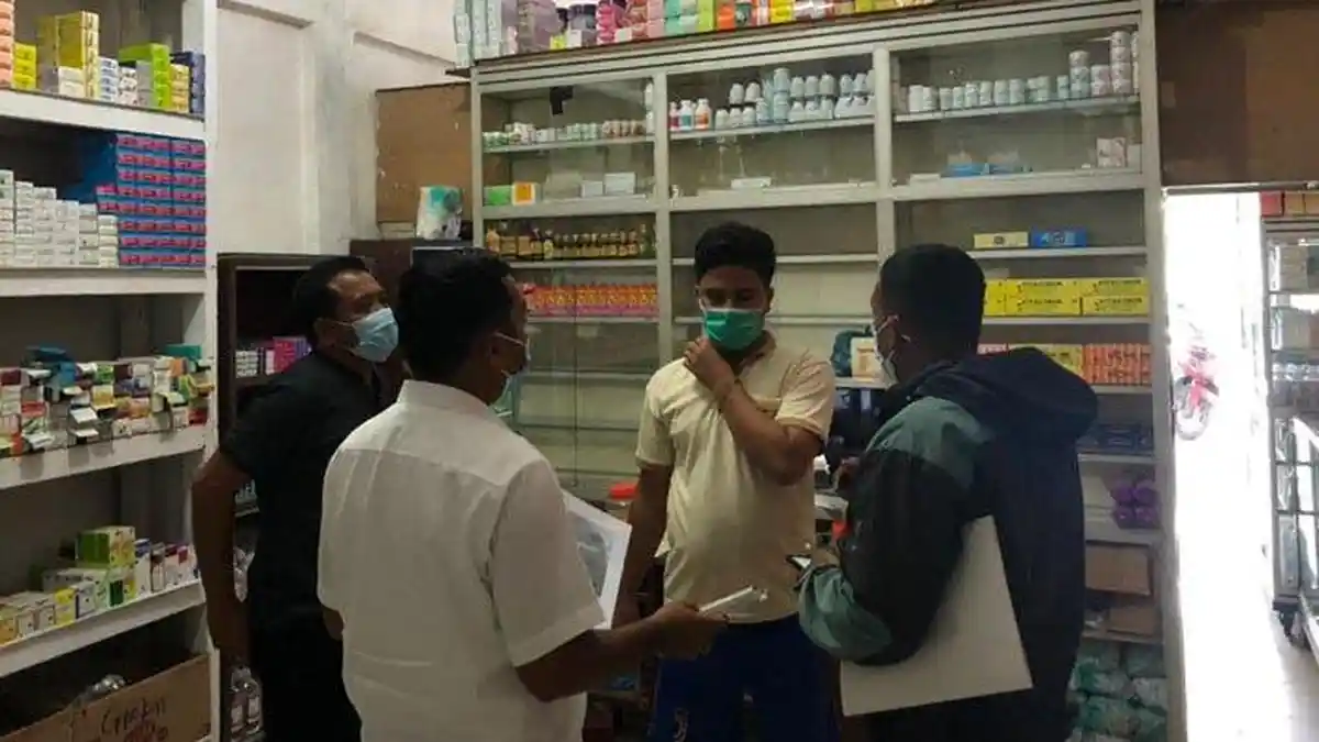Apotek yang Jual Obat Covid-19 Terlalu Mahal Digerebek, Dua Karyawan Diamankan Polisi