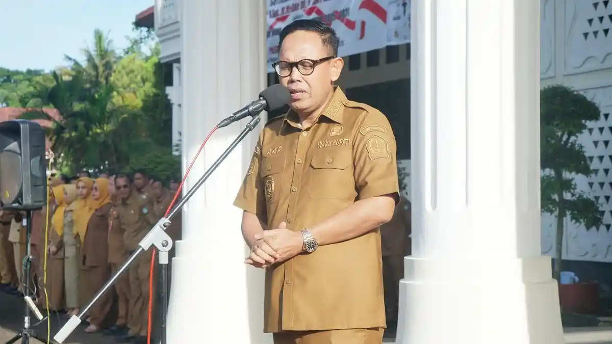 Wakil Bupati Bone Tolak Mobil Dinas, Minta Dana Dialihkan untuk Perbaikan Jalan