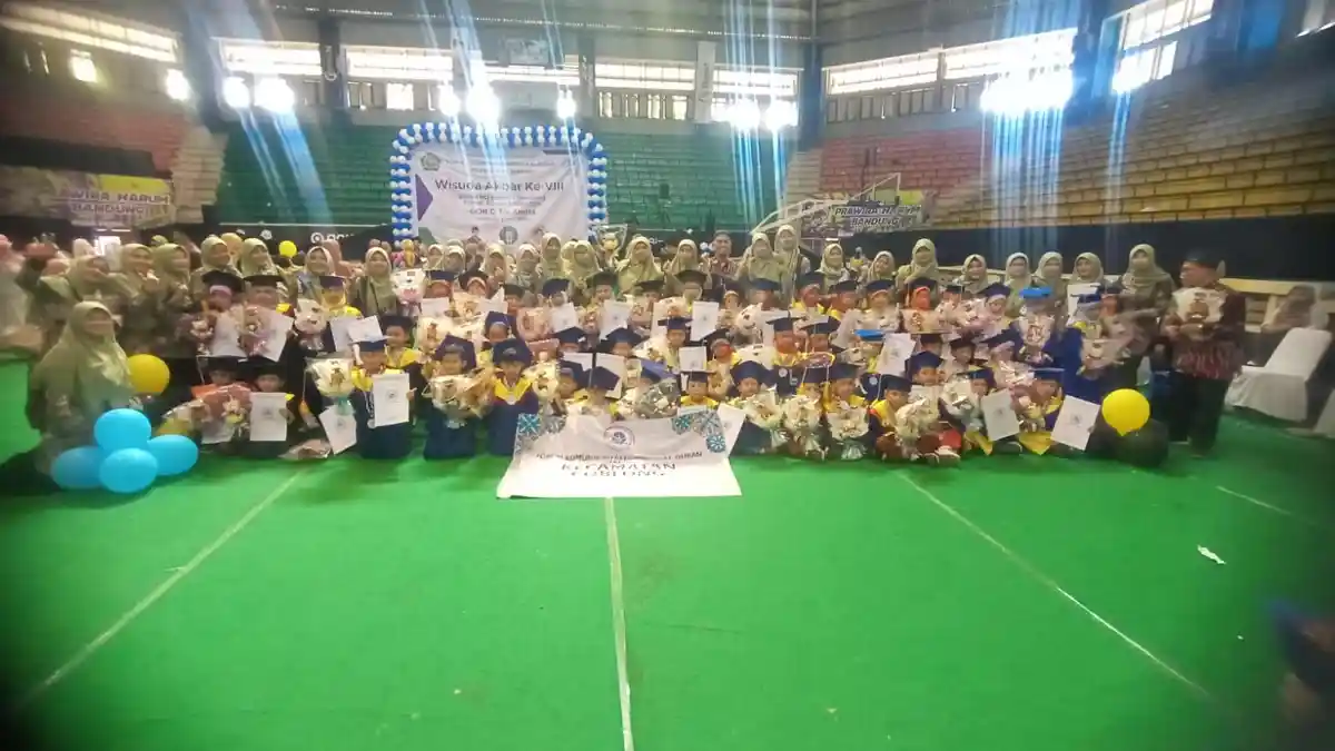 Ribuan Santri TKQ Se-Kota Bandung Diwisuda