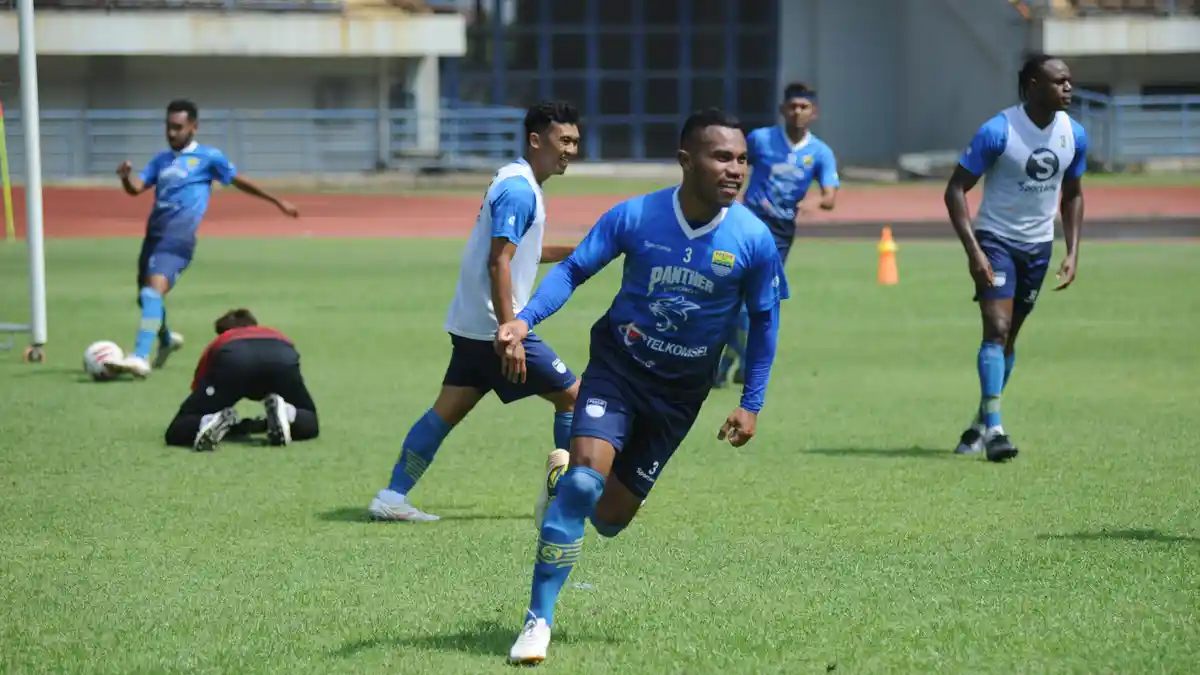 Makan dan Tidur, Cara Ardi Idrus Siapkan Diri Jelang Persib Bandung vs PSM Makassar
