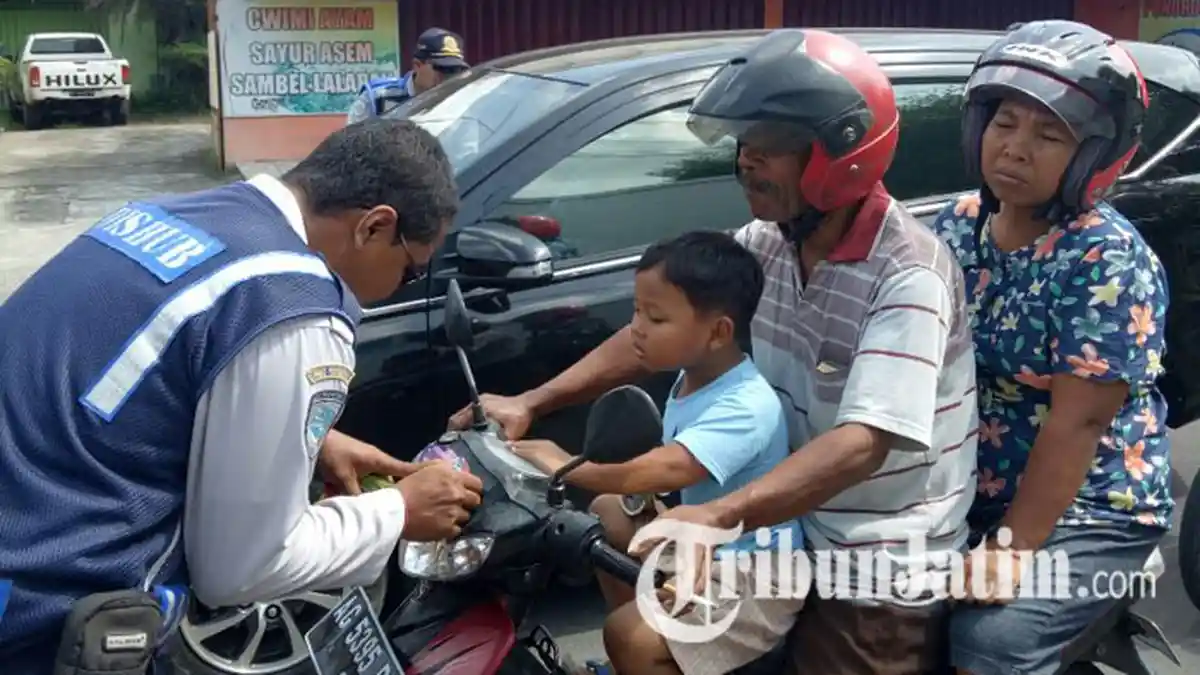 Perangi Pungli Parkir, Dinas Perhubungan Kota Blitar Pilih Cara Hologram