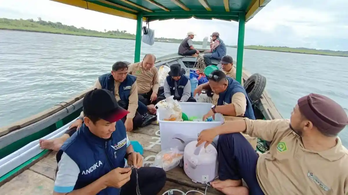 Berlayar Hingga ke Pulau, Lantera Kemenag Lingga Sambangi Empat Kampung di Temiang Pesisir