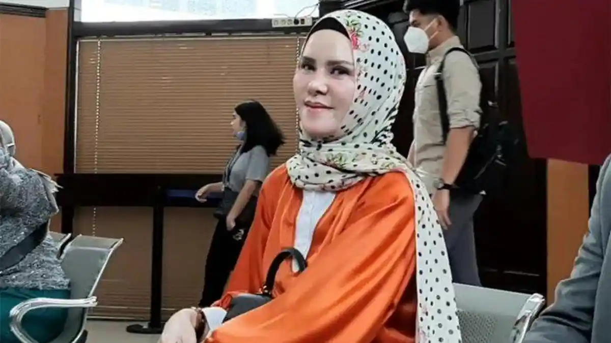 Akui Pernah Disantet, Angel Lelga Ceritakan Pengalamannya Muntah Kain Kafan