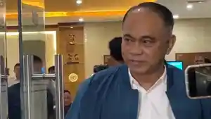Budi-Arie-usai-diperiksa-di-Bareskrim-Polri.jpg