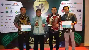 SEMEN-TONASA-Direktur-Utama-PT-Semen-Tonasa-Anis-PE.jpg
