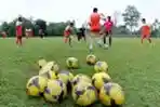 Latihan Tim Sepakbola Persija Jakarta