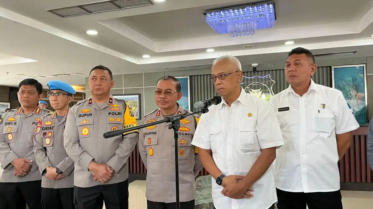 Kompolnas Jelaskan Alasan Tersangka Penembakan di Solok Selatan Tidak Diborgol Saat Ditahan