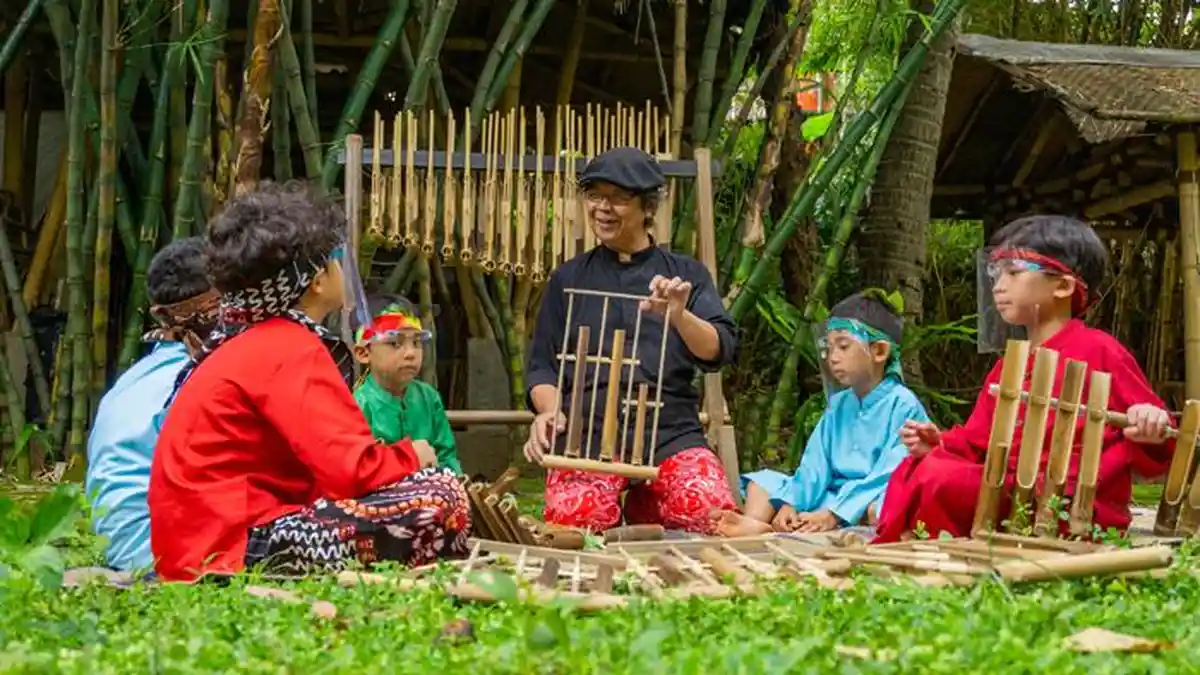 Manfaat Pembelajaran Musik untuk Tumbuh Kembang Anak