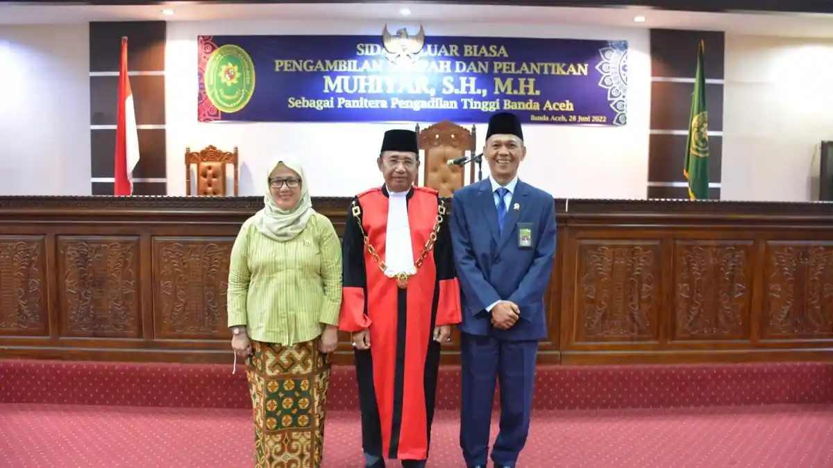 Ketua PT Banda Aceh Lantik Muhyiar sebagai Panitera Pengadilan Tinggi Banda Aceh