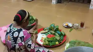 membuat-buras.jpg
