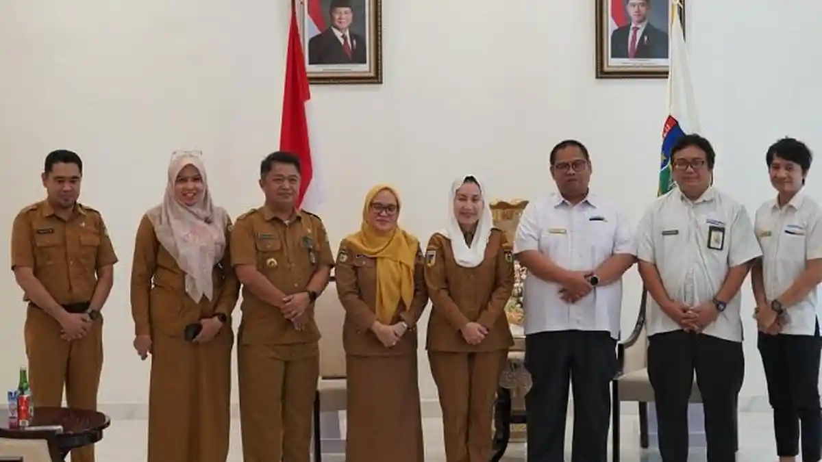 Hari Pertama Ngantor, Wawali Palu Sambut Kunjungan KPP Pratama Palu Bahas BMN