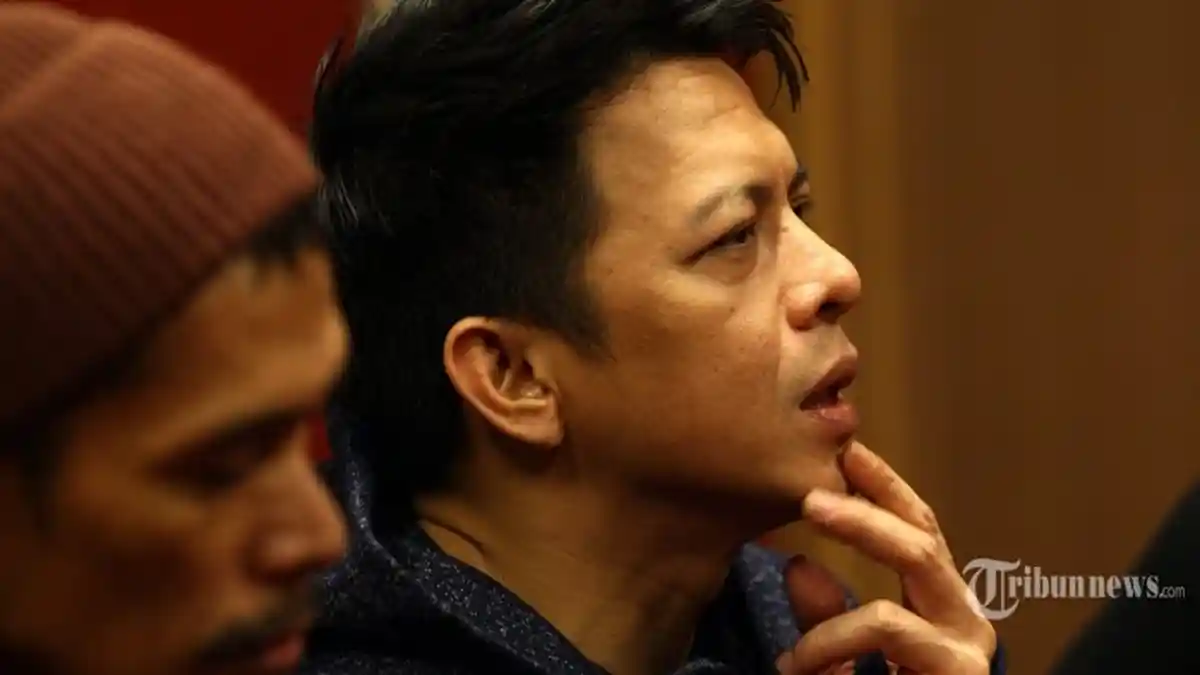 Chord Gitar dan Lirik Lagu 'Walau Habis Terang' - Peterpan/Noah