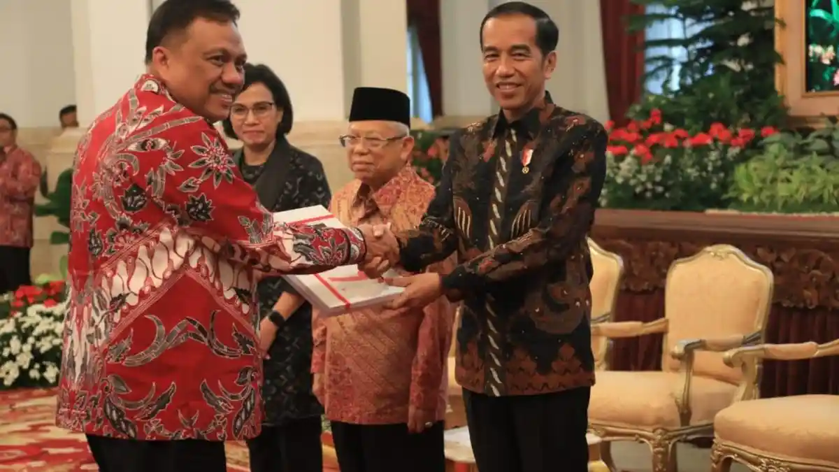 Gubernur Olly Terima DIPA dan Alokasi Transfer Daerah dari Presiden Jokowi