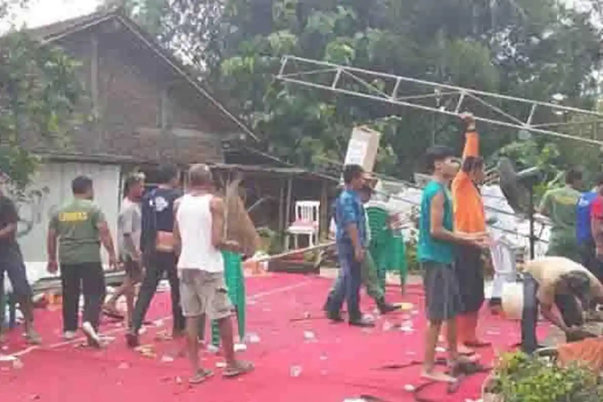 Tragedi Berdarah Resepsi Pernikahan,18 Tamu Tewas Saat Sosok Pria Tak Misterius Datang Bawa Senjata