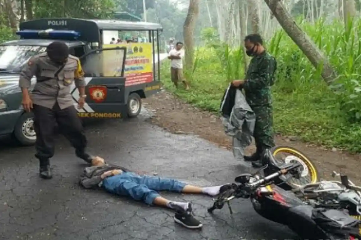 Kecelakaan Maut Tadi Pagi, Pelajar Tewas di Tempat, Bawa Motor Ngebut di Tikungan hingga Tabrak Truk