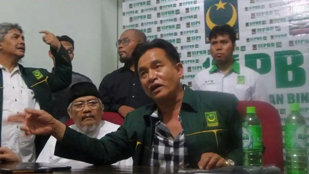 Yusril Ihza Mahendra pun Komentar Soal Khilafah, Begini Katanya . . .