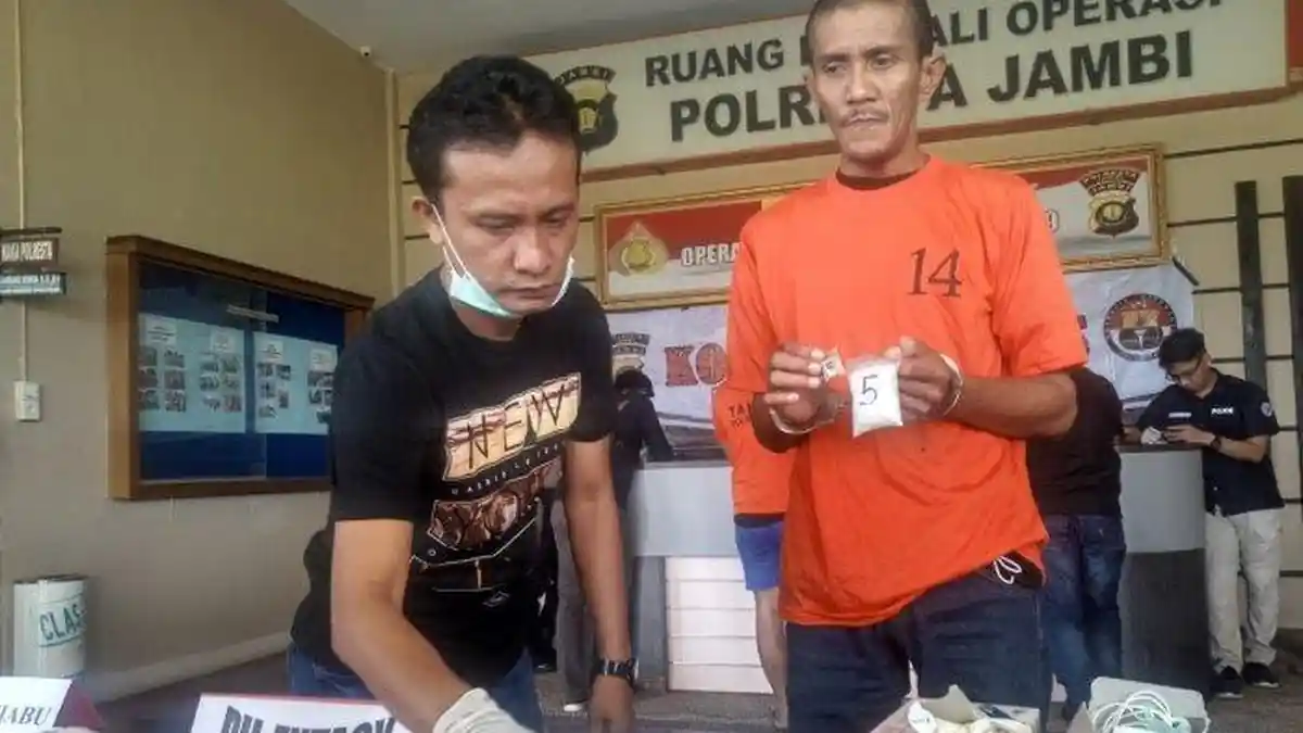 Polisi Tangkap Mantan Atlet Sepeda karena Gunakan Sabu