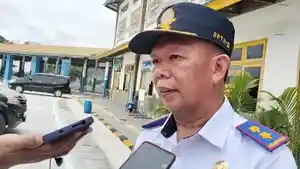 Kepala-Terminal-Tipe-A-Rajabasa-Bandar-Lampung-Marsusi-saat-diwawancarai-awak.jpg