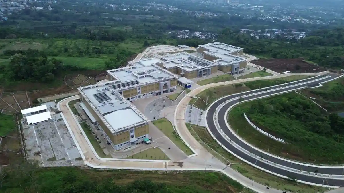 Dukung Pengembangan SDM Nasional, PTPP Rampungkan UIN Malang Tahap II dan Raih Rekor MURI