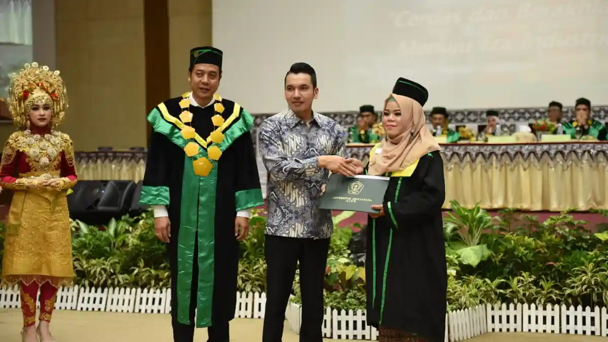 Unaya Wisuda 346 Lulusan, Ini Nama-nama Wisudawan Terbaik Tahun Ini