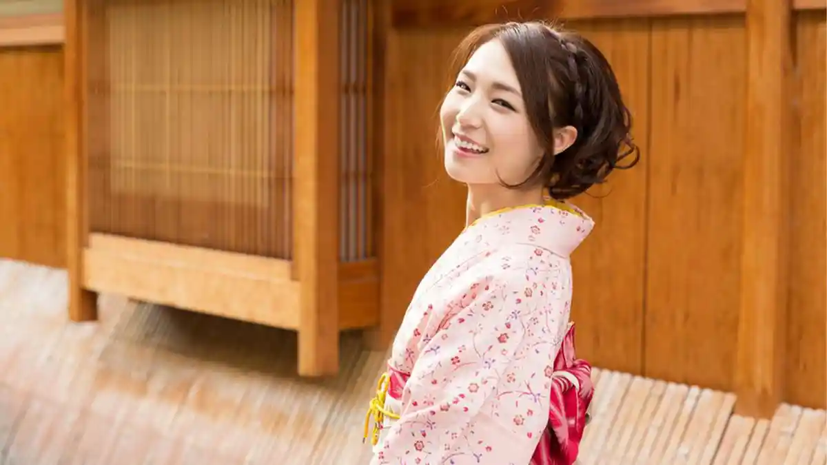 Ingin Miliki Wajah Awet Muda Seperti Wanita Jepang? Ini Tipsnya