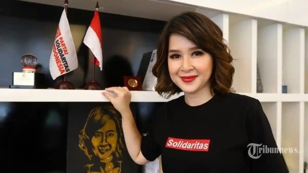 Sosok Grace Natalie dan Sederet Prestasinya di Dunia Jurnalistik