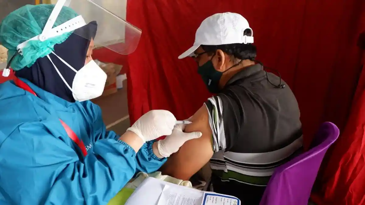 Lebih dari 28 Juta Masyarakat Indonesia Sudah Divaksin Dosis Kedua