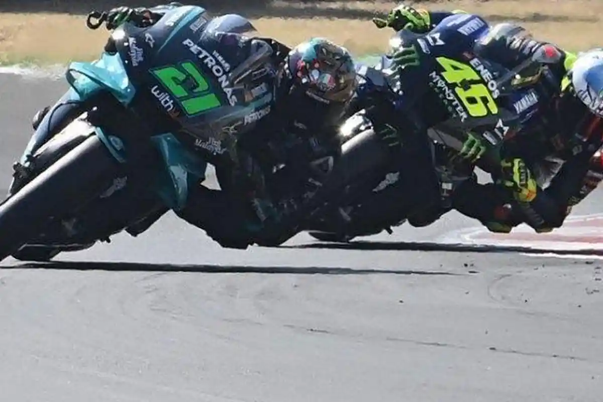 Link Live Streaming MotoGP Valencia Mulai Pukul 20.00 WIB, Morbidelli Pole Joan Mir Tercecer