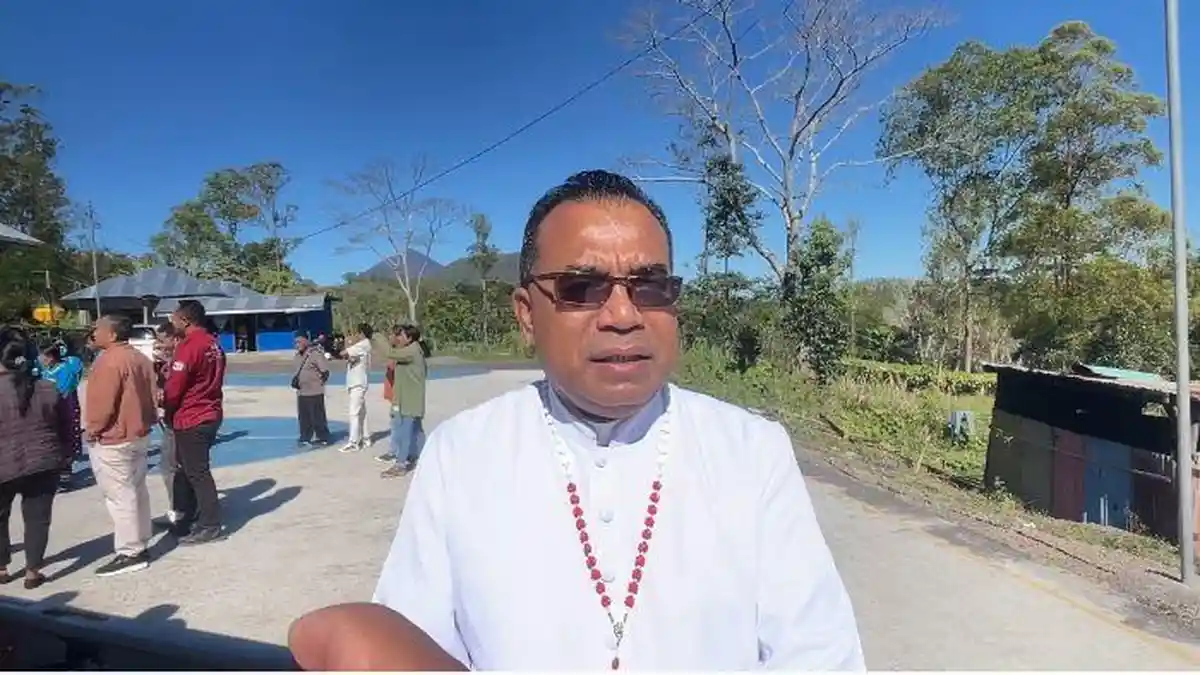 Pimpin Misa Perutusan KKNT Gentaskin, RD Dr Rofinus Neto Wuli Tekankan Penguatan Rohani - Pos-kupang.com