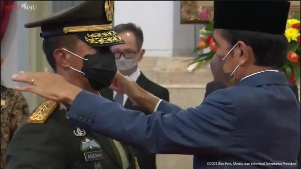 Resmi jadi Panglima TNI, Andika Perkasa Diminta Memahami Perang Hibrida