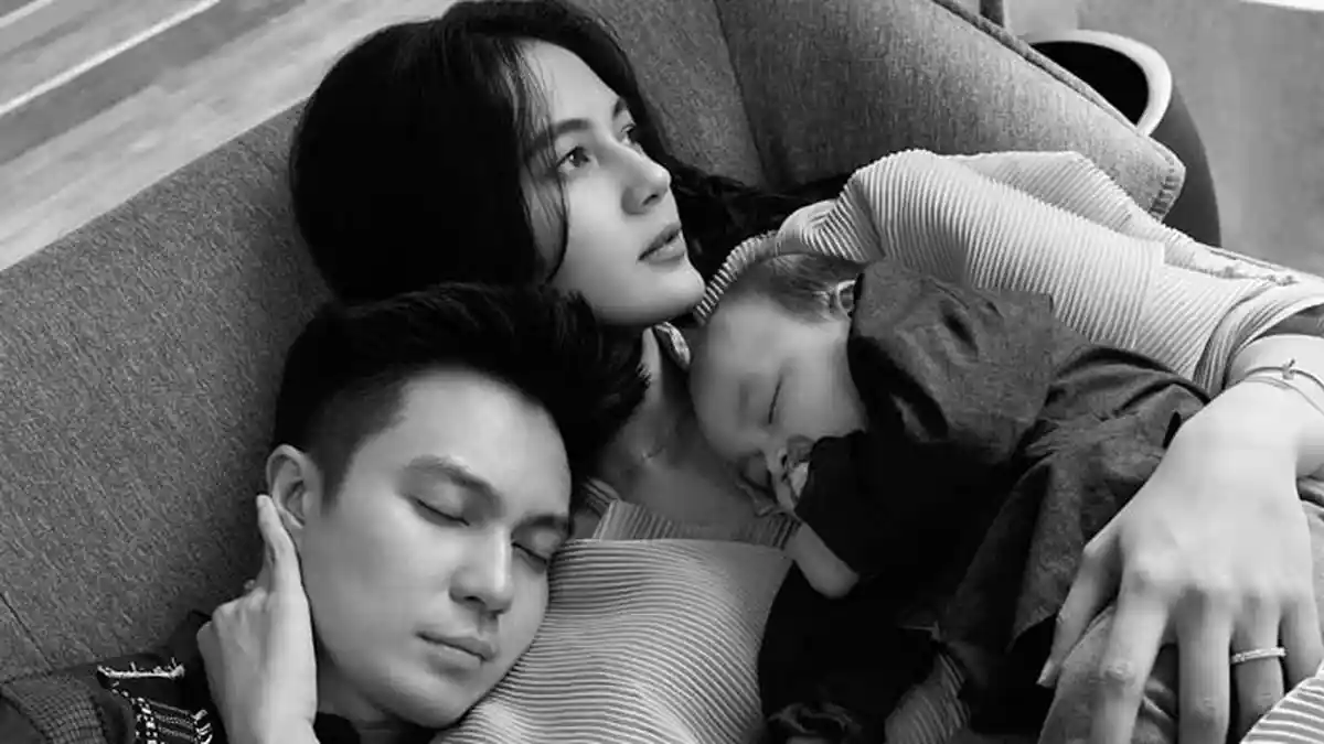 Peluk Kiano, Paula Verhoeven Berdoa : Insya Allah Menyelamatkan Mama Papa dari Siksa Api Neraka