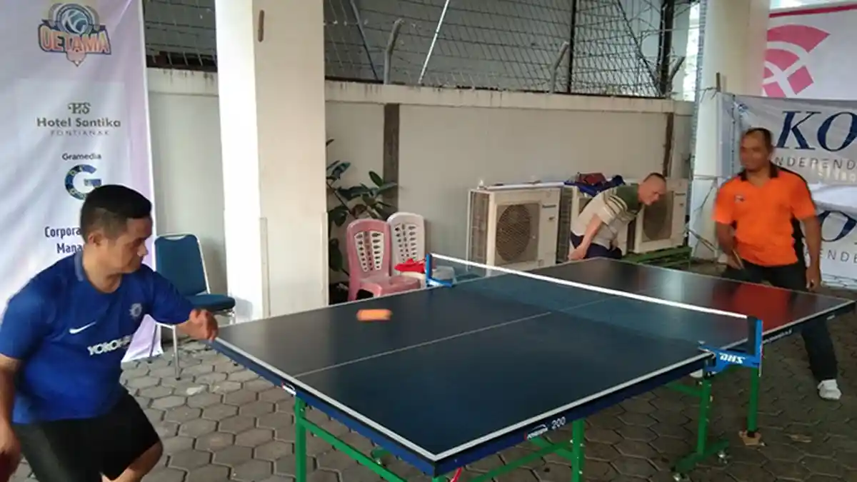 20 Peserta Ramaikan Persaingan Tenis Meja Oetama Cup 2019