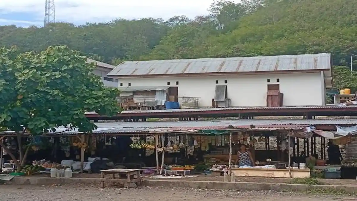 Pedagang Pasar Baru Labuan Bajo Harap Harga di NTT Mart Tidak Lemahkan ...