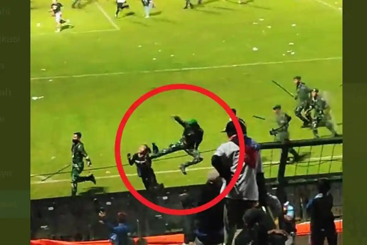 Pangdam V Brawijaya: Oknum Anggota TNI Penendang Suporter Arema FC Jalani Pemeriksaan Internal