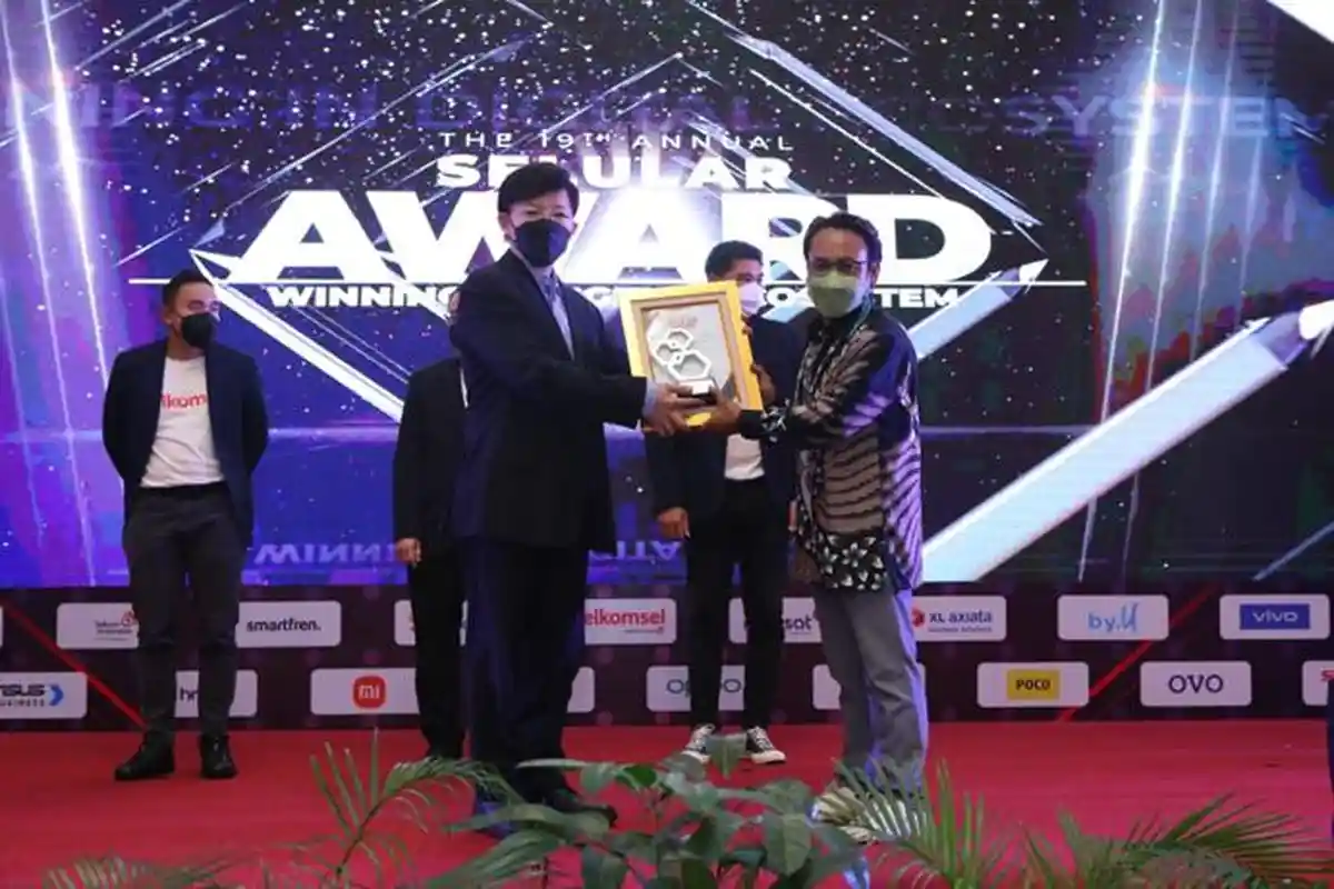 Direktur Smartfren Marco Sumampouw Meraih Penghargaan Seluler Awards 2022 - Direktur-Smartfren-Marco-Sumampouw.jpg